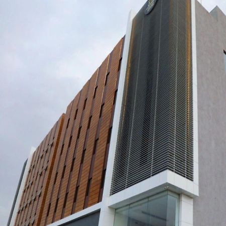 قولدن سكوير طريق الرياض Golden Square Riyadh Road Hamis Muşayt Dış mekan fotoğraf