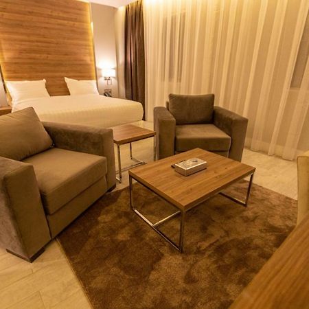 قولدن سكوير طريق الرياض Golden Square Riyadh Road Hamis Muşayt Dış mekan fotoğraf