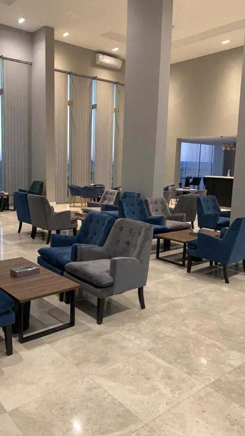 قولدن سكوير طريق الرياض Golden Square Riyadh Road Hamis Muşayt Dış mekan fotoğraf
