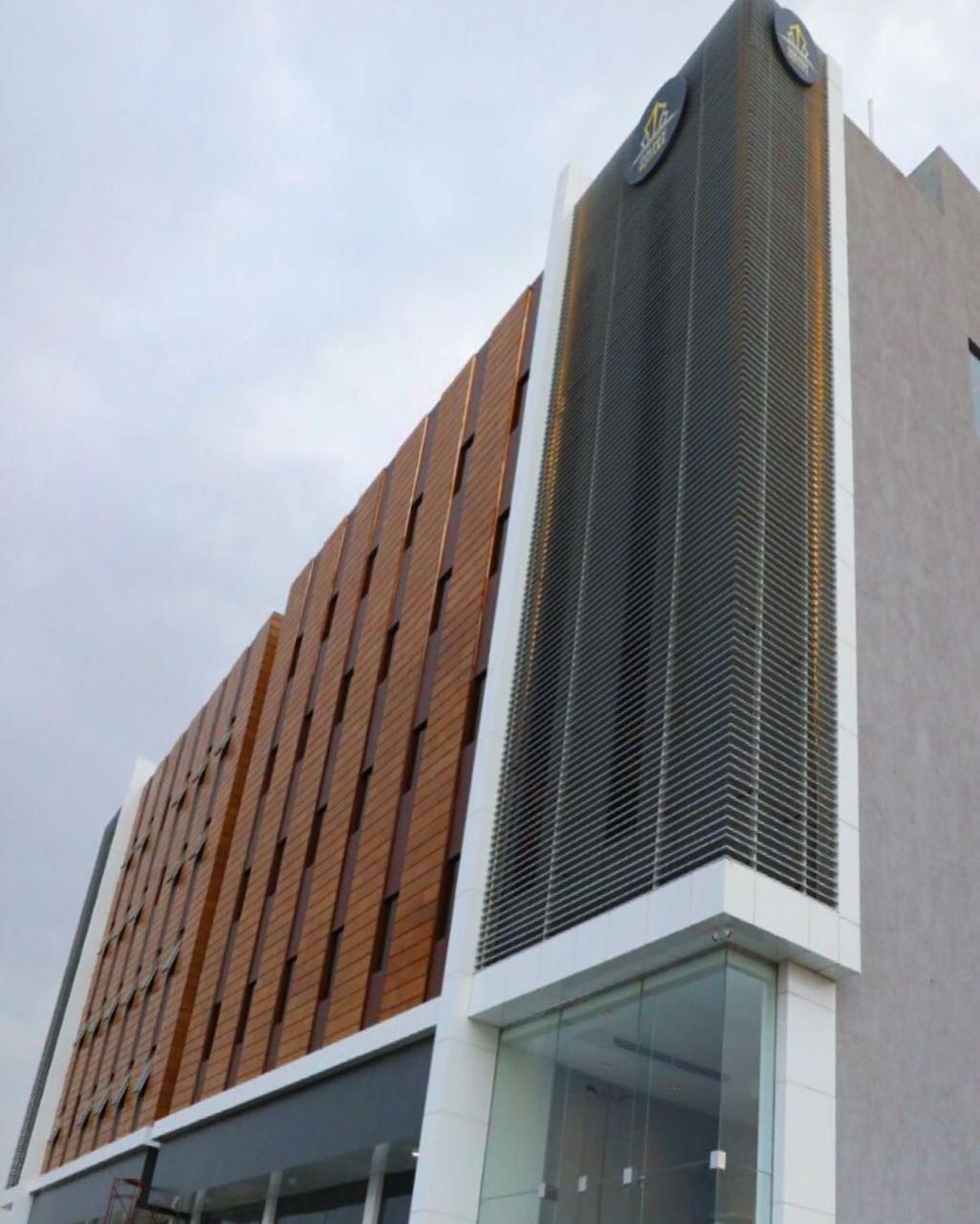 قولدن سكوير طريق الرياض Golden Square Riyadh Road Hamis Muşayt Dış mekan fotoğraf