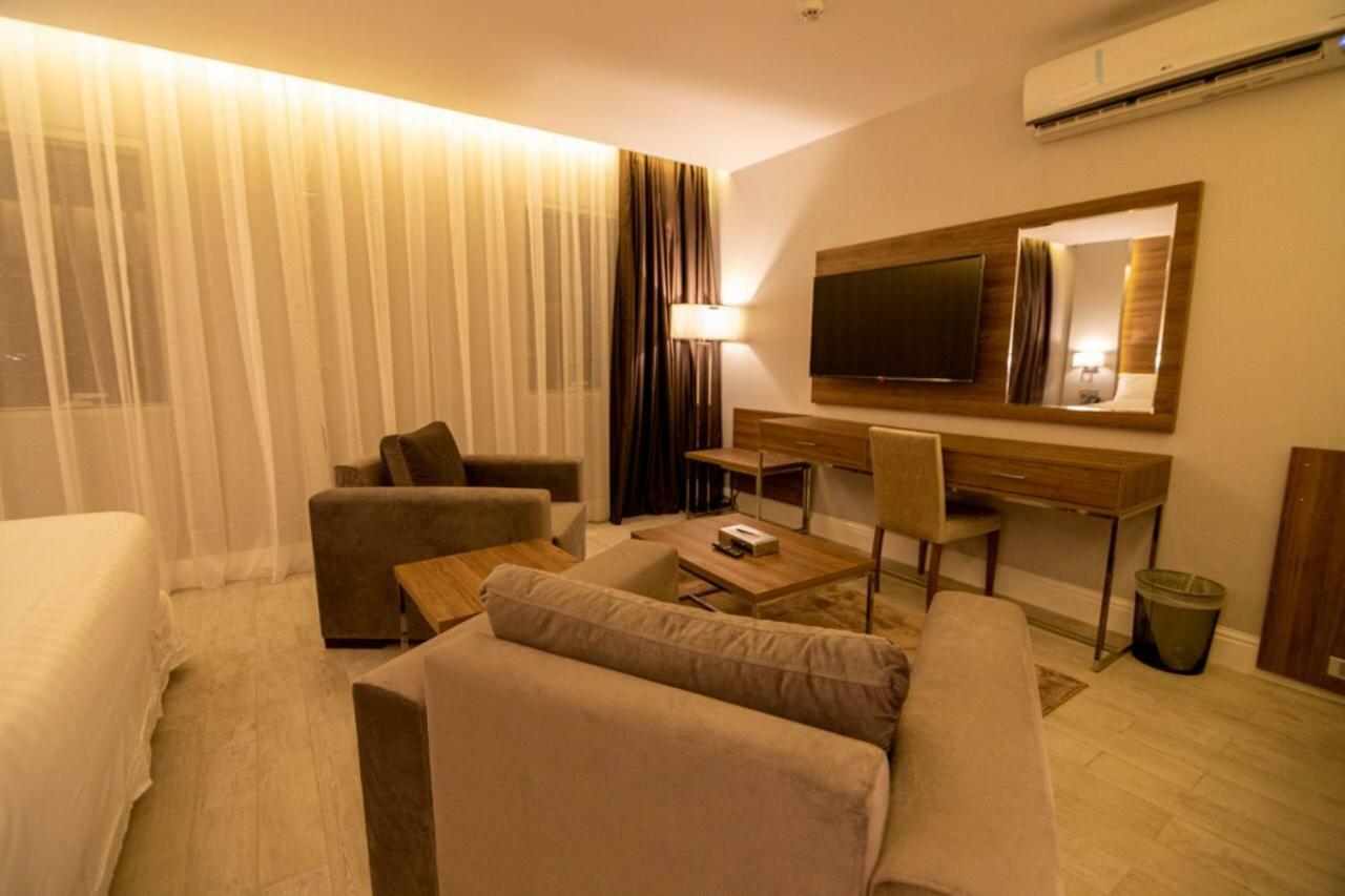 قولدن سكوير طريق الرياض Golden Square Riyadh Road Hamis Muşayt Dış mekan fotoğraf